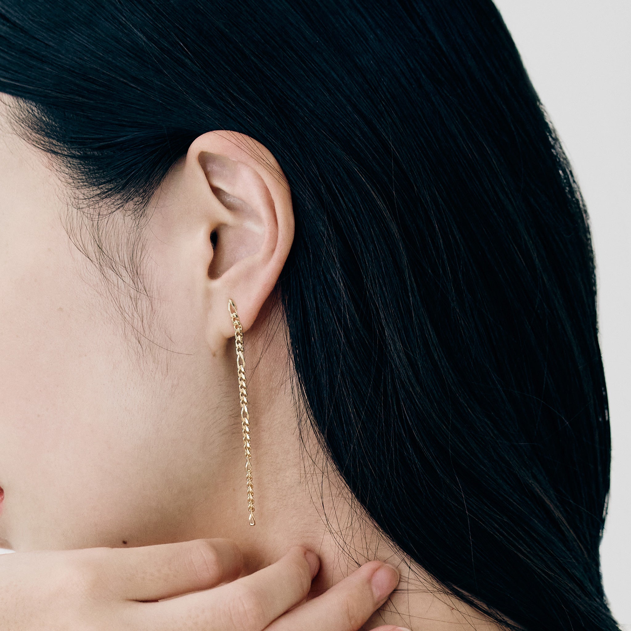 K18 フィガロ0.8φ ハーフピアス (片耳)