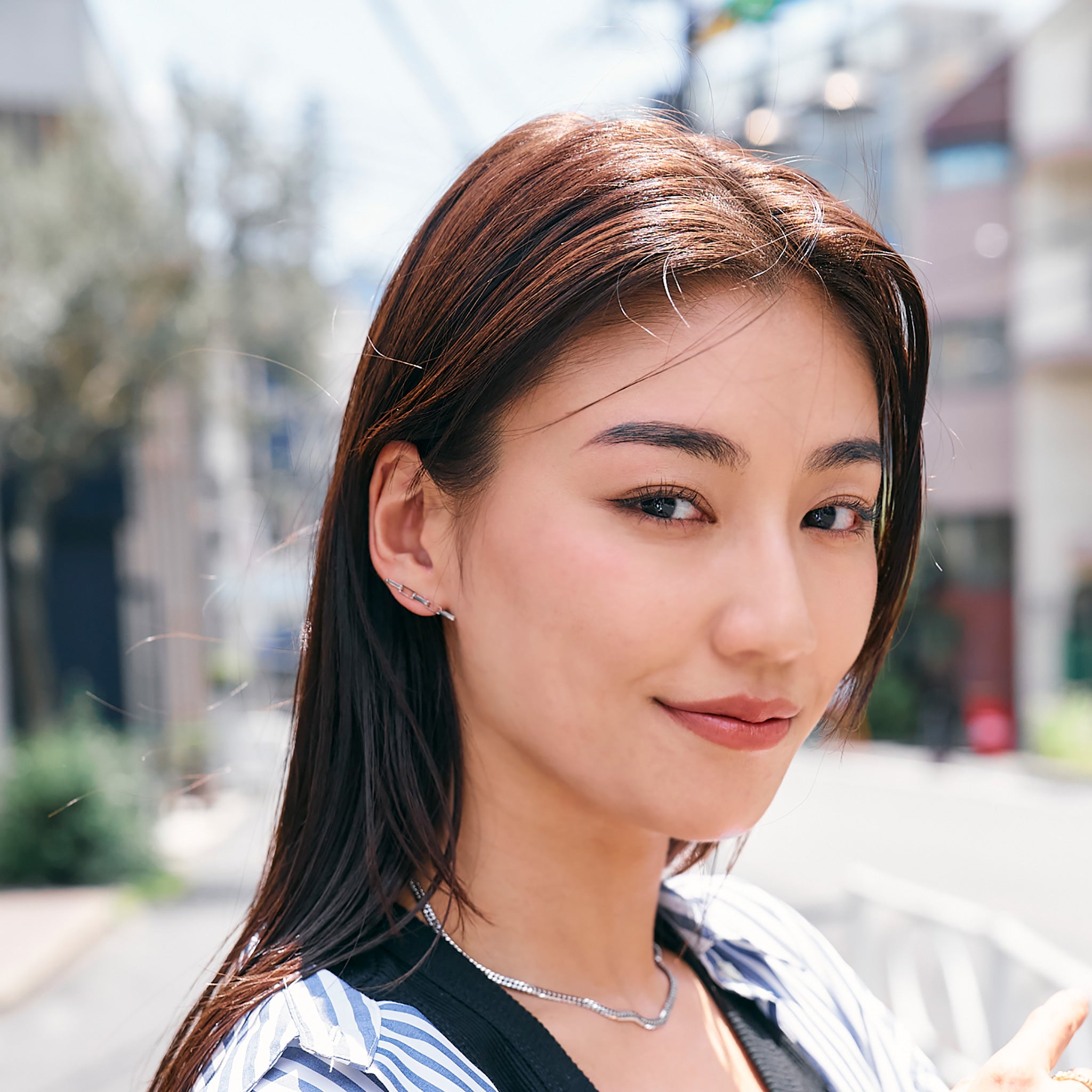 Pt850/900 ミラーノ ハーフピアス (片耳)